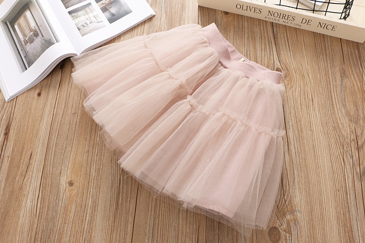 2020 Summer Girls' Clothing Sets Elegant Princess Cartoon Embroidered T-shirt+Gauze Skirt 2PCS Children Baby Kids Clothes Suit 2020 Summer Girls' Clothing Sets Elegant Princess Cartoon Embroidered T-shirt+Gauze Skirt 2PCS Children Baby Kids Clothes Suit