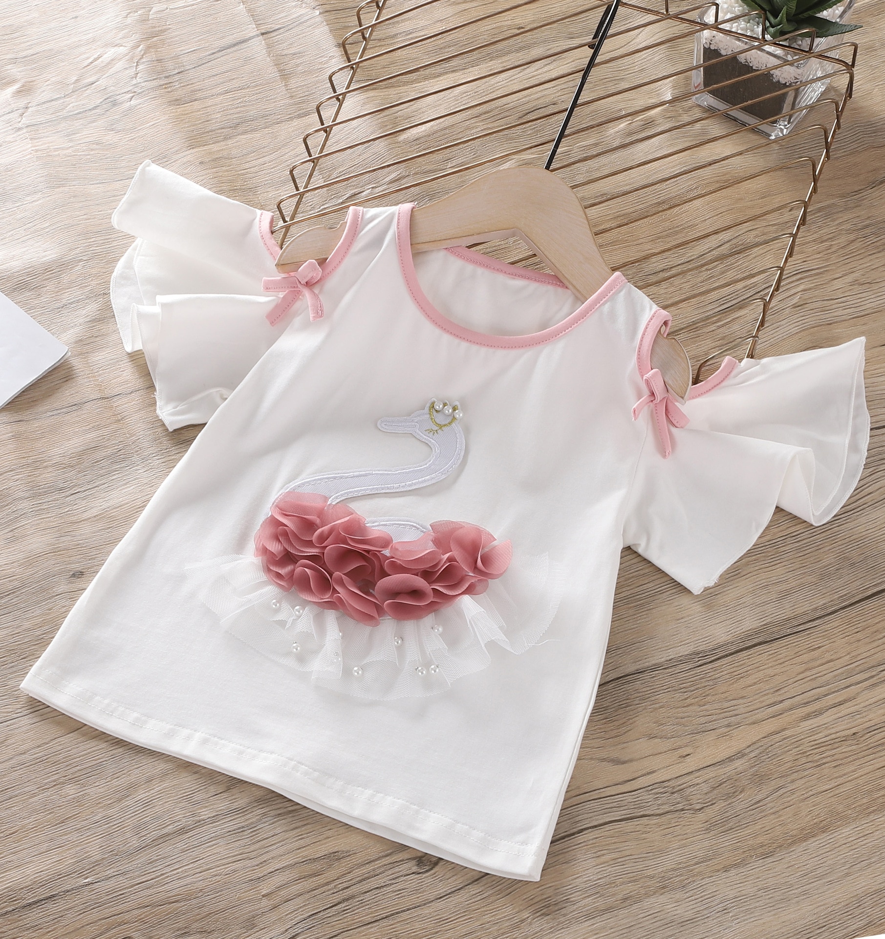 2020 Summer Girls' Clothing Sets Elegant Princess Cartoon Embroidered T-shirt+Gauze Skirt 2PCS Children Baby Kids Clothes Suit 2020 Summer Girls' Clothing Sets Elegant Princess Cartoon Embroidered T-shirt+Gauze Skirt 2PCS Children Baby Kids Clothes Suit