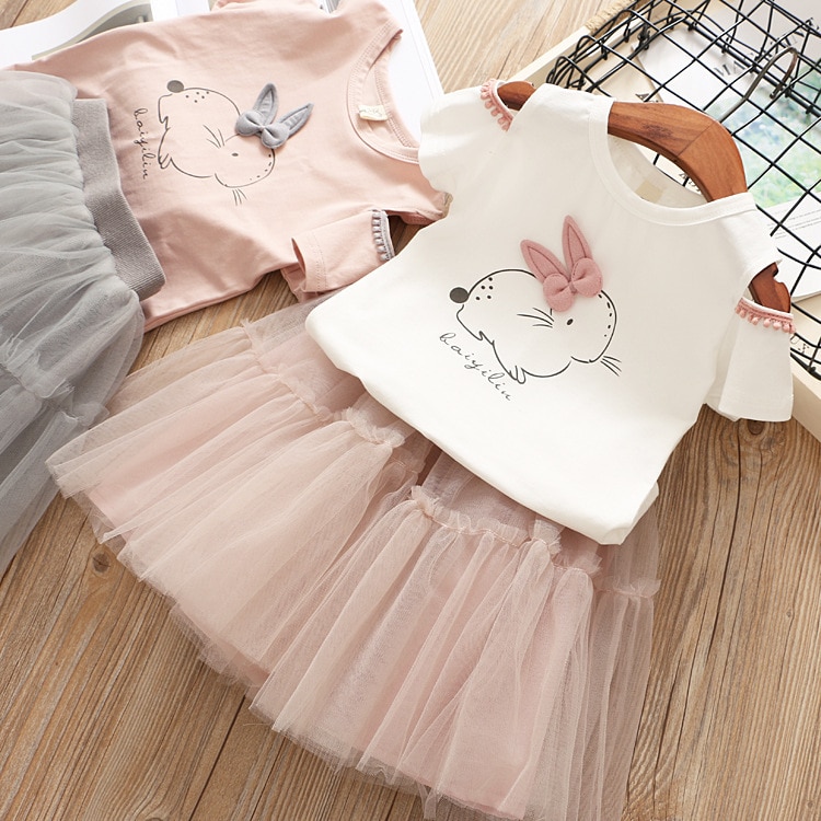 2020 Summer Girls' Clothing Sets Elegant Princess Cartoon Embroidered T-shirt+Gauze Skirt 2PCS Children Baby Kids Clothes Suit 2020 Summer Girls' Clothing Sets Elegant Princess Cartoon Embroidered T-shirt+Gauze Skirt 2PCS Children Baby Kids Clothes Suit