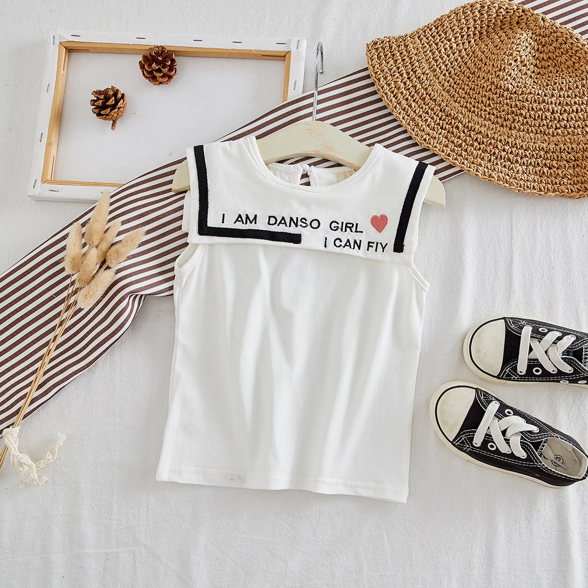 2020 Summer Girls' Clothing Sets Elegant Princess Cartoon Embroidered T-shirt+Gauze Skirt 2PCS Children Baby Kids Clothes Suit 2020 Summer Girls' Clothing Sets Elegant Princess Cartoon Embroidered T-shirt+Gauze Skirt 2PCS Children Baby Kids Clothes Suit