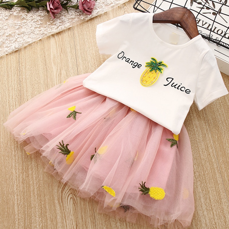 2020 Summer Girls' Clothing Sets Elegant Princess Cartoon Embroidered Top+Gauze Skirt 2PCS Children Baby Kids Girls Clothes Suit 2020 Summer Girls' Clothing Sets Elegant Princess Cartoon Embroidered Top+Gauze Skirt 2PCS Children Baby Kids Girls Clothes Suit