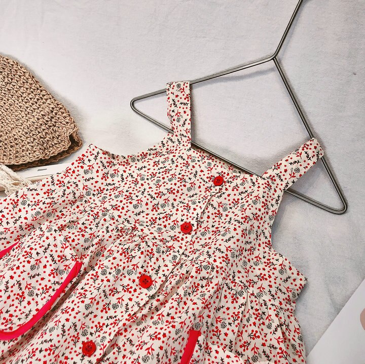 2020 New Summer Girls' Dress Cute Korean Floral Pocket Buttons Camisole Princess Party Dress Children's Baby Kids Girls Clothing 2020 New Summer Girls' Dress Cute Korean Floral Pocket Buttons Camisole Princess Party Dress Children's Baby Kids Girls Clothing