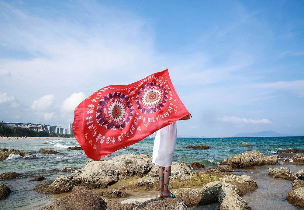 woman Sunscreen Scarves cotton linen scarf national wind travel scarf holiday air conditioning shawl tassel ladies beach towel woman Sunscreen Scarves cotton linen scarf national wind travel scarf holiday air conditioning shawl tassel ladies beach towel