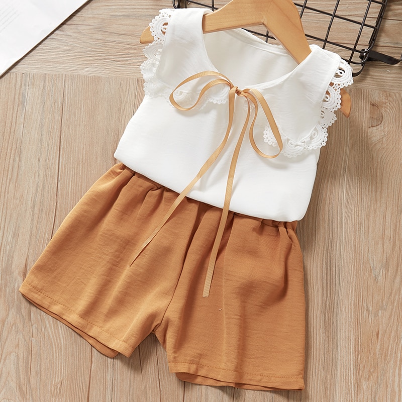 Bear Leader Girls Clothing 2020 New Casual Kids Sleeveless Vest and Pants 2PCS Girl Baby Lace Outfits Sweet Fashion Suits 3 7Y Bear Leader Girls Clothing 2020 New Casual Kids Sleeveless Vest and Pants 2PCS Girl Baby Lace Outfits Sweet Fashion Suits 3 7Y
