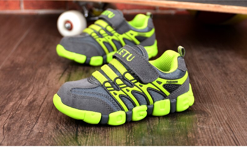 Genuine Leather Children shoes fashion boys girls outdoor shoes good quality parent-child shoes breathable casual sport shoes Genuine Leather Children shoes fashion boys girls outdoor shoes good quality parent-child shoes breathable casual sport shoes